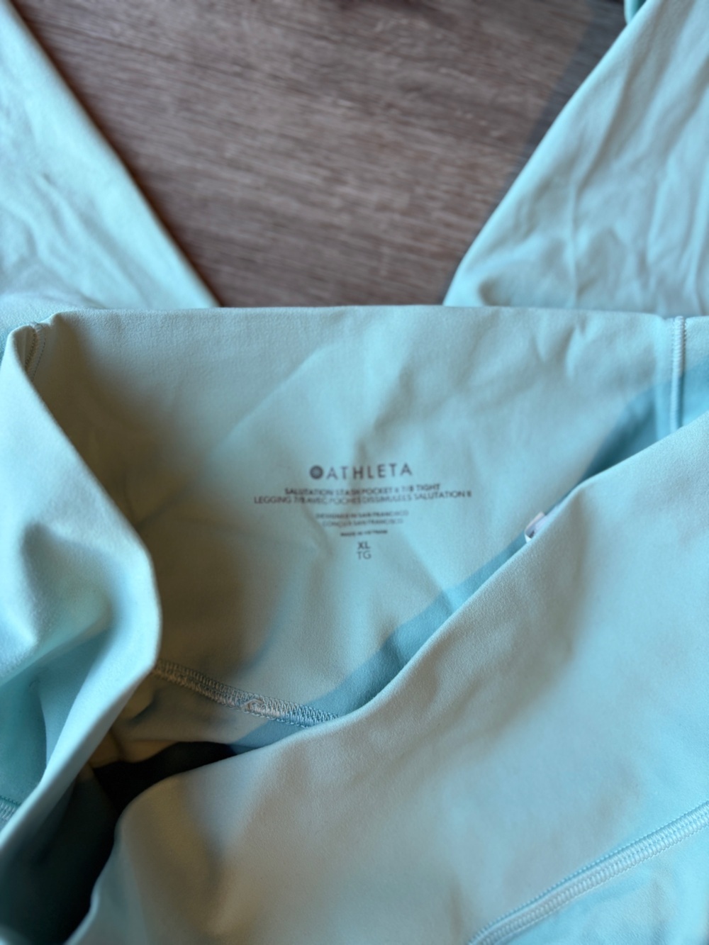 Athleta Salutation Stash Pocket II 7/8 Leggings Mint - Picture 3 of 6